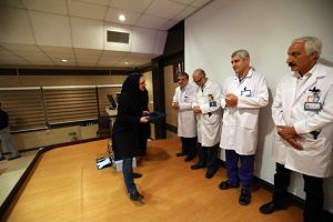 برگزاری سومین جشنواره پژوهشی مرکز قلب و عروق شهید رجایی به همراه اولین جشنواره جایزه ملکی،ویژه محققین جوان: عکس شماره 11 / 12